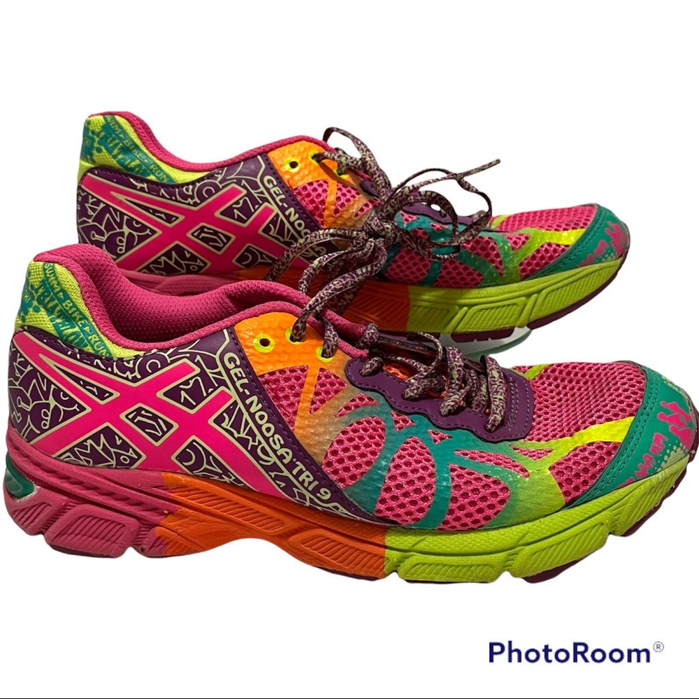 Asics Gel Noosa Tri-9 Athletic Sneakers size: 6